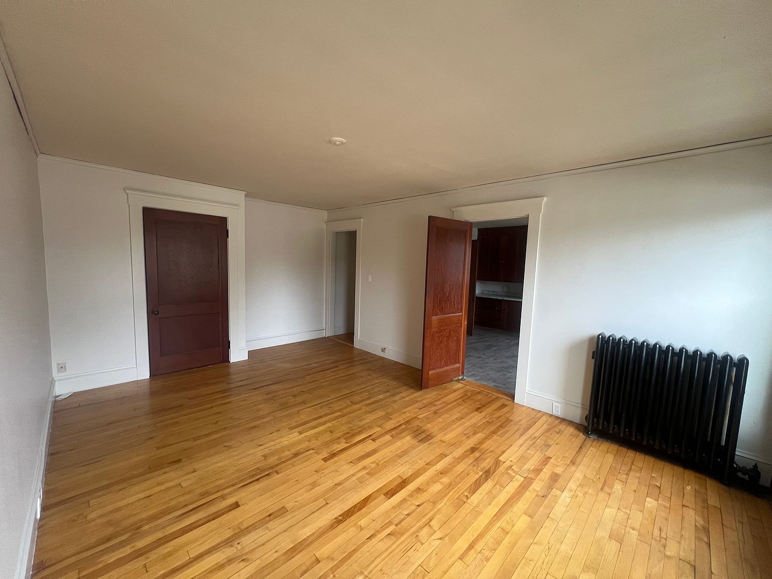 Gallery Image 0