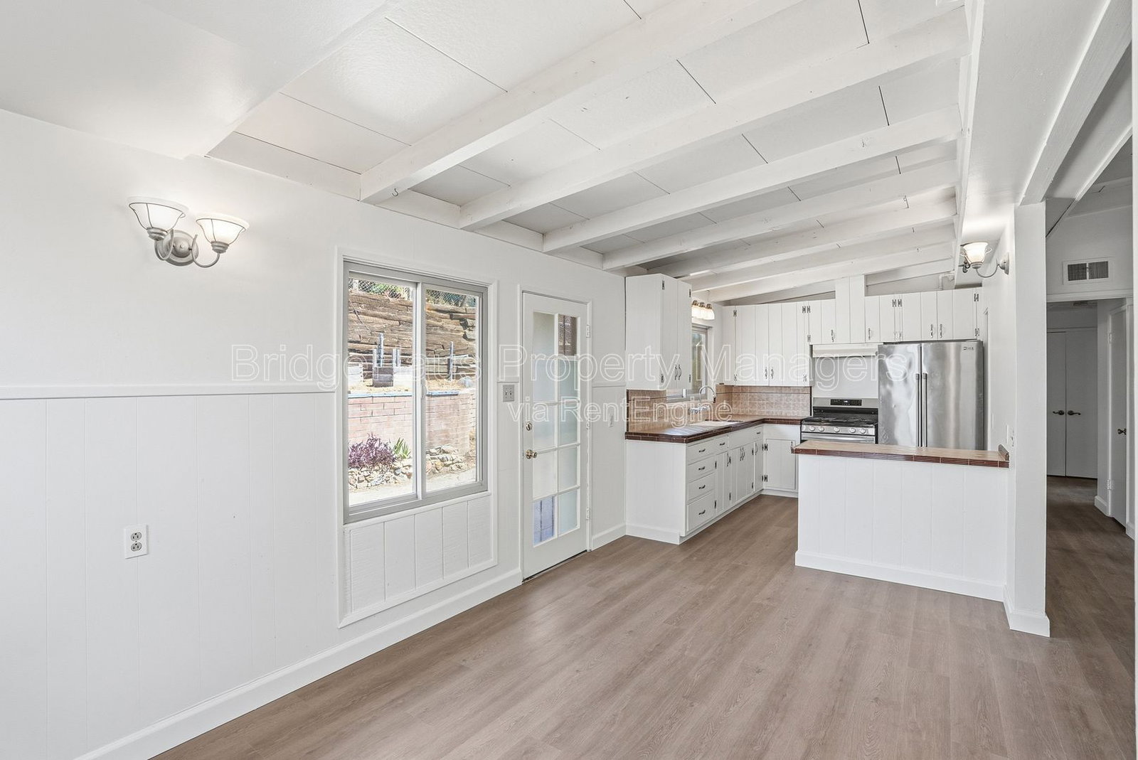 Gallery Image 14