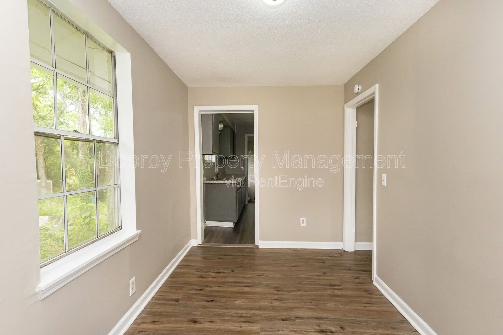 Gallery Image 13