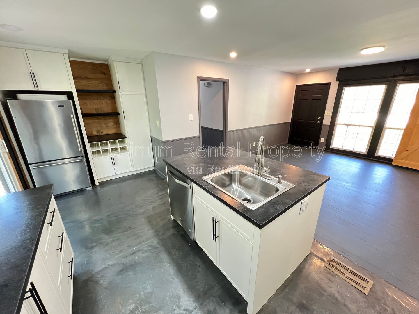 Gallery Image 13