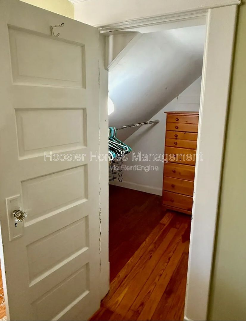 Gallery Image 11