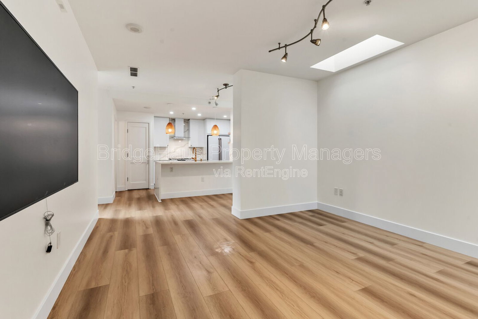 Gallery Image 14