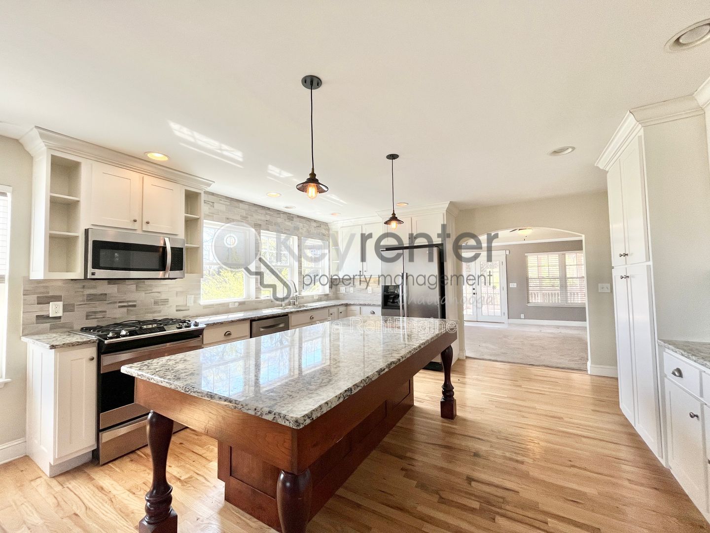Gallery Image 0