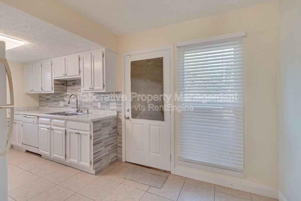 Gallery Image 19