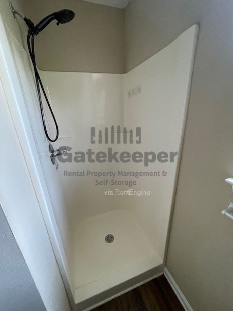 Gallery Image 16