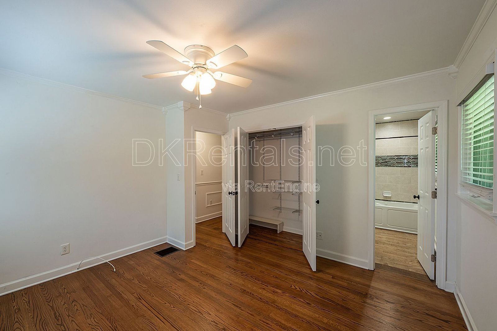 Gallery Image 18