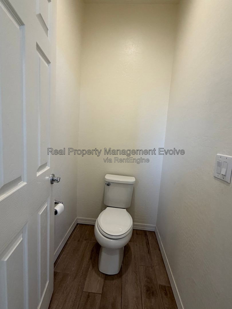 Gallery Image 28