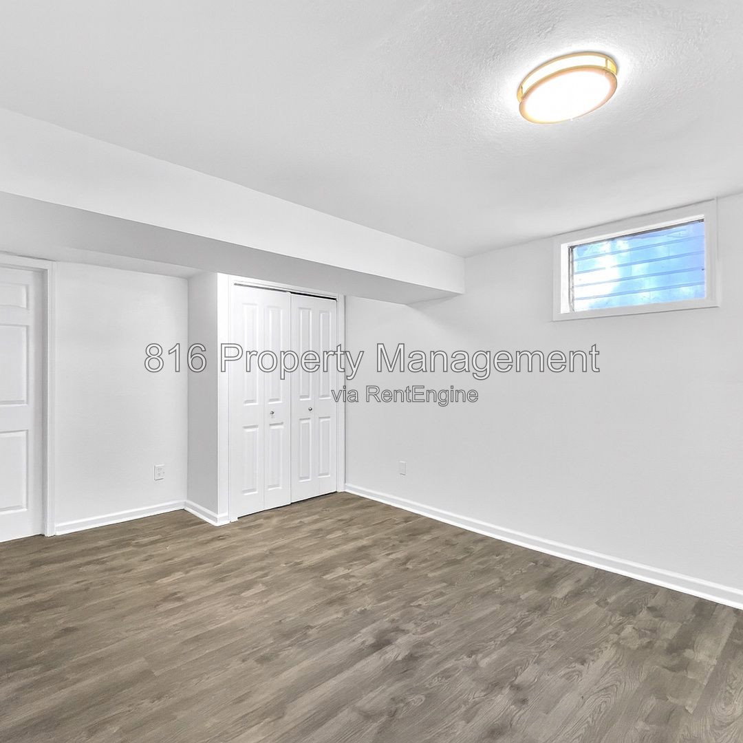 Gallery Image 15
