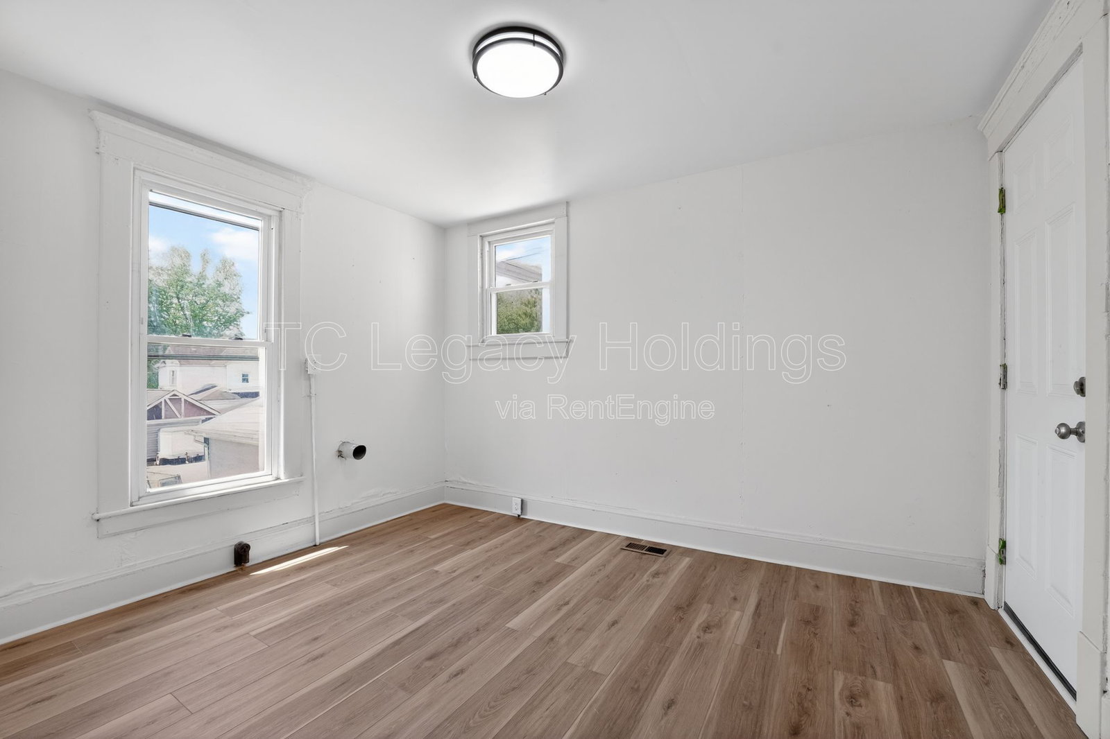 Gallery Image 15