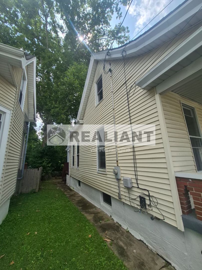 Gallery Image 18