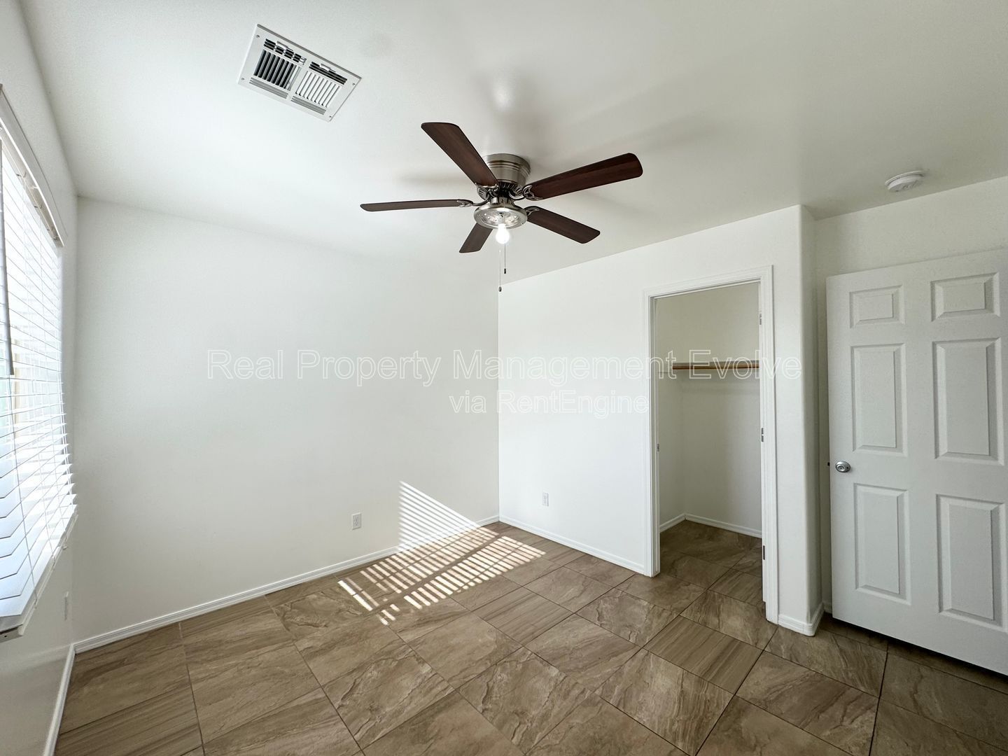 Gallery Image 19