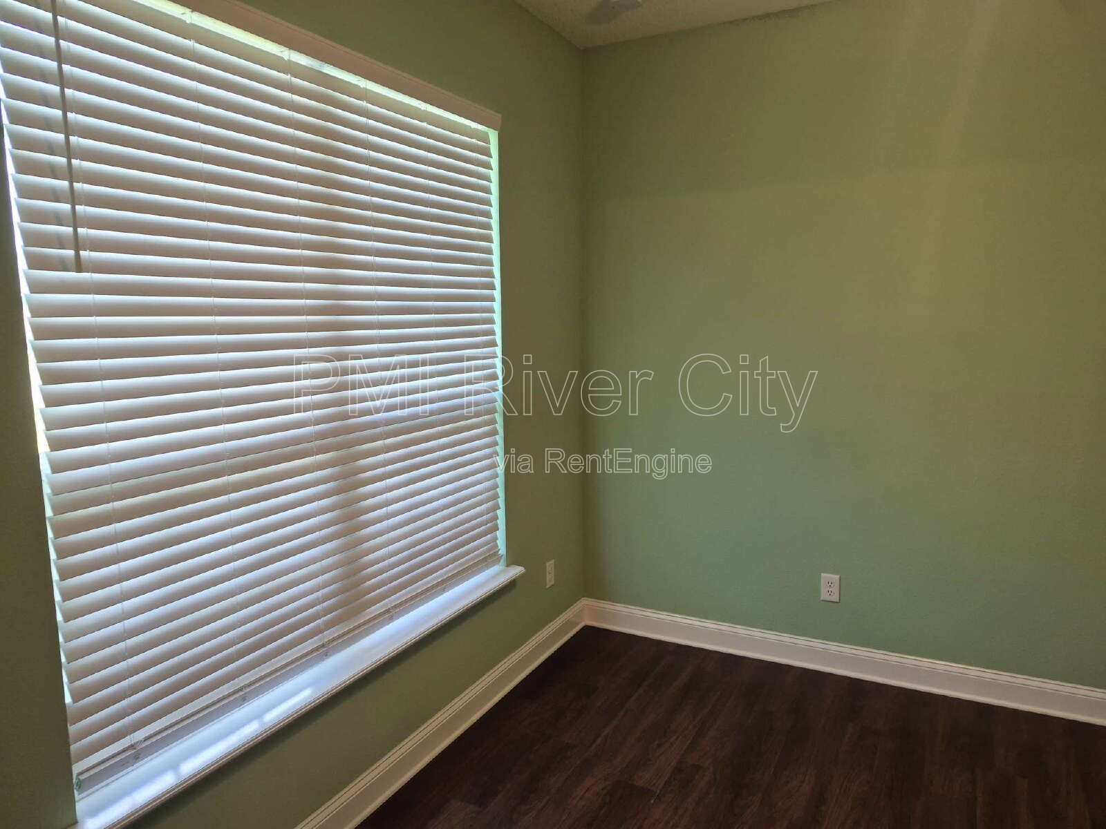 Gallery Image 26