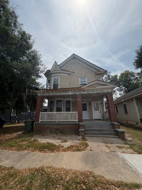 Gallery Image 0