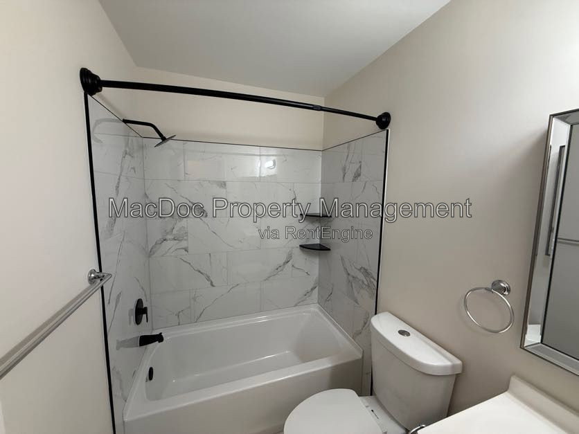 Gallery Image 19