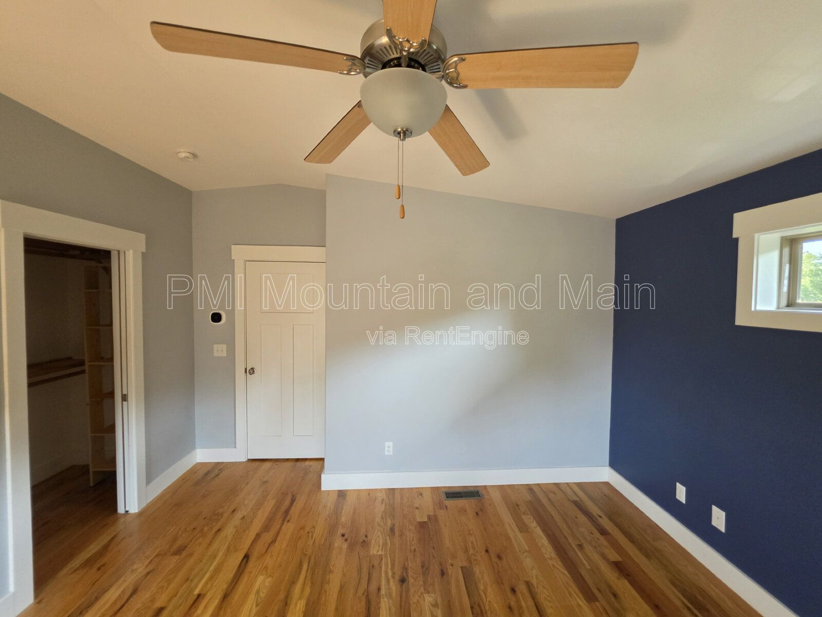 Gallery Image 26