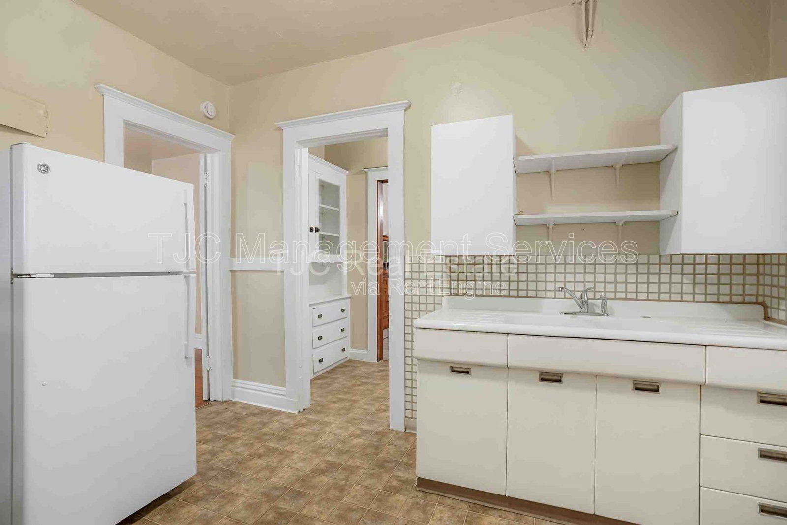 Gallery Image 13
