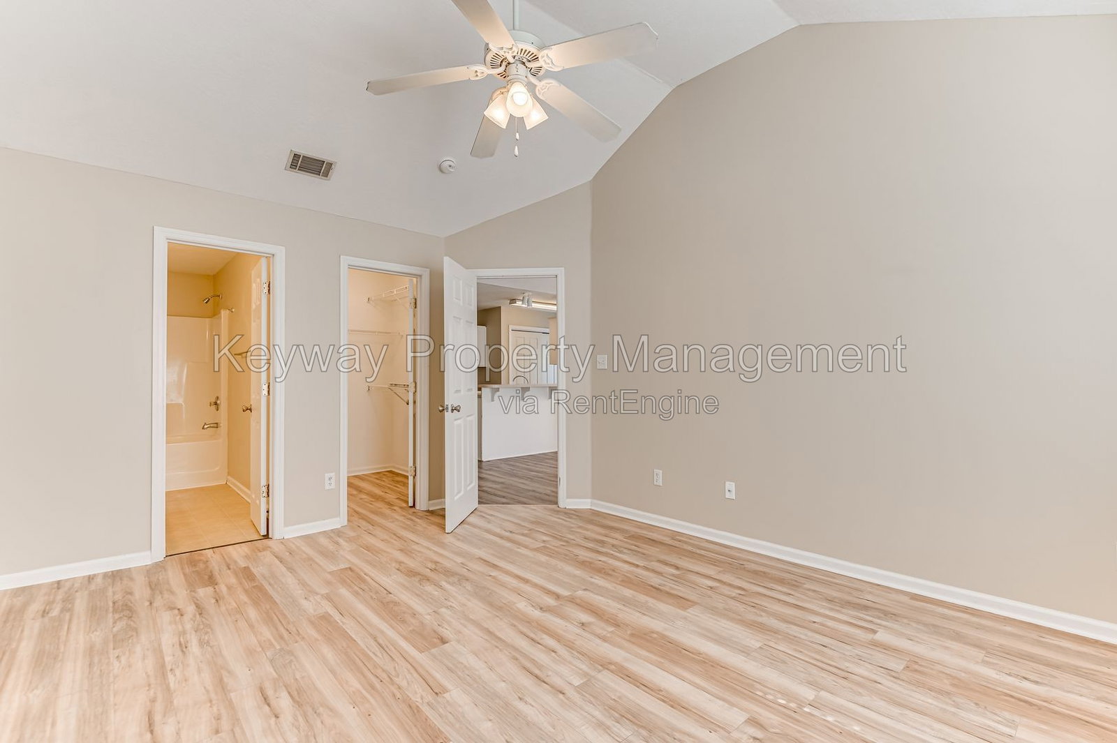 Gallery Image 16
