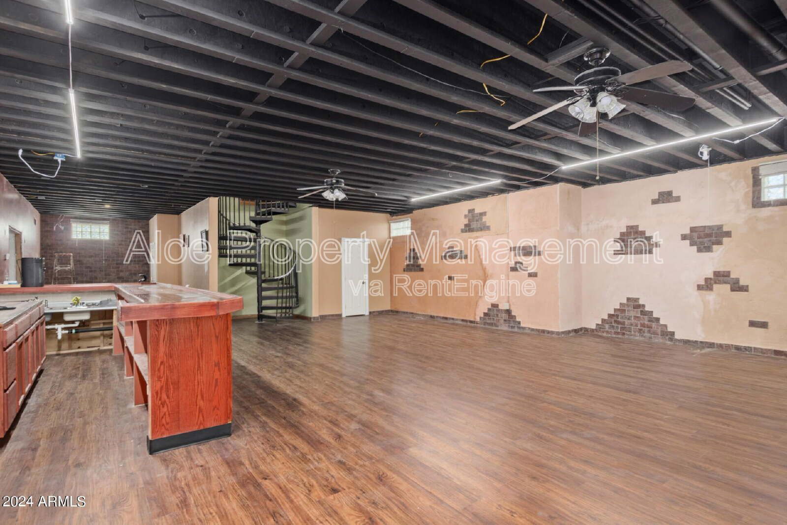 Gallery Image 60