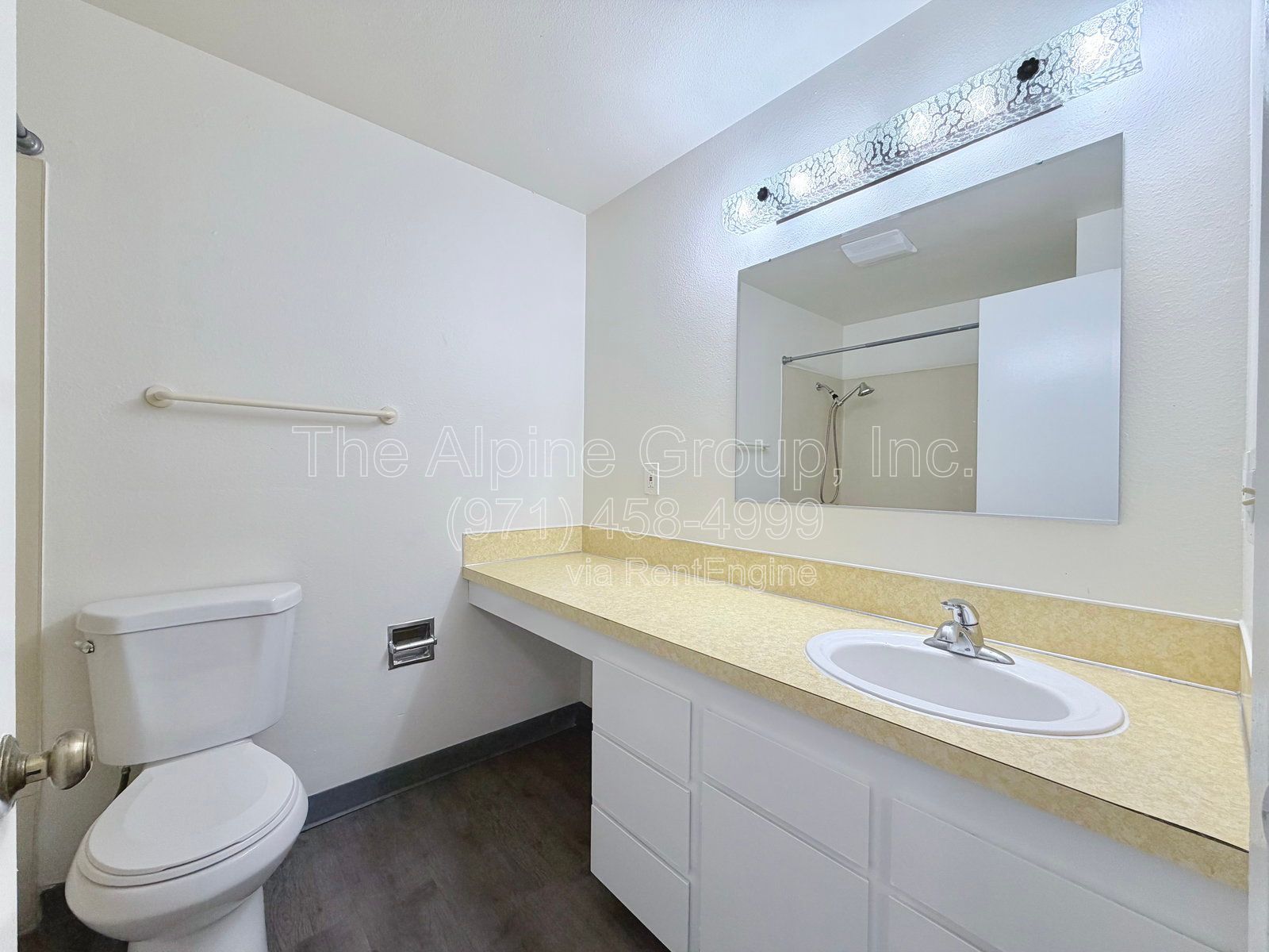 Gallery Image 17