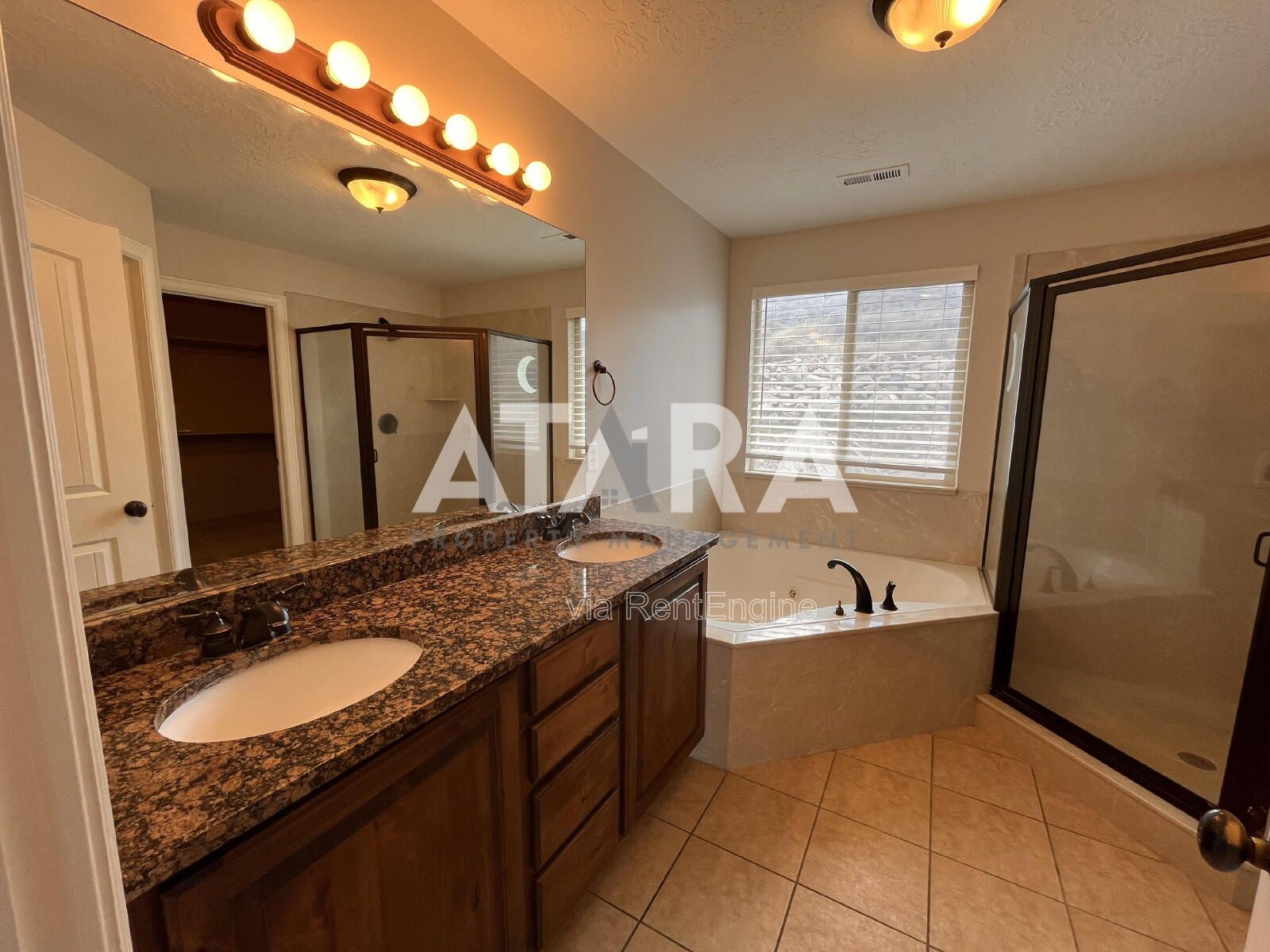 Gallery Image 25