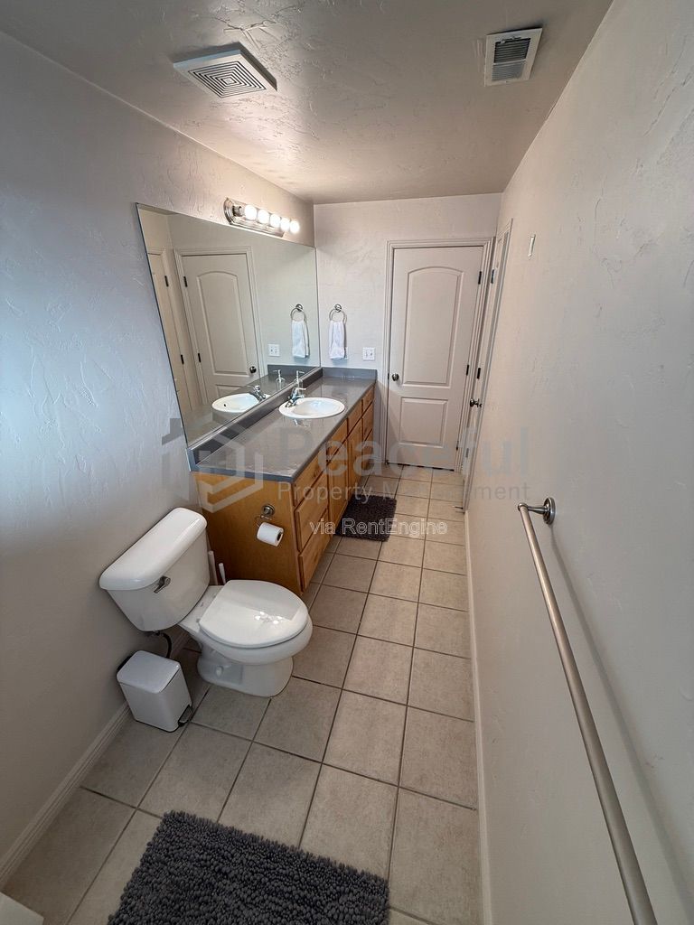 Gallery Image 19