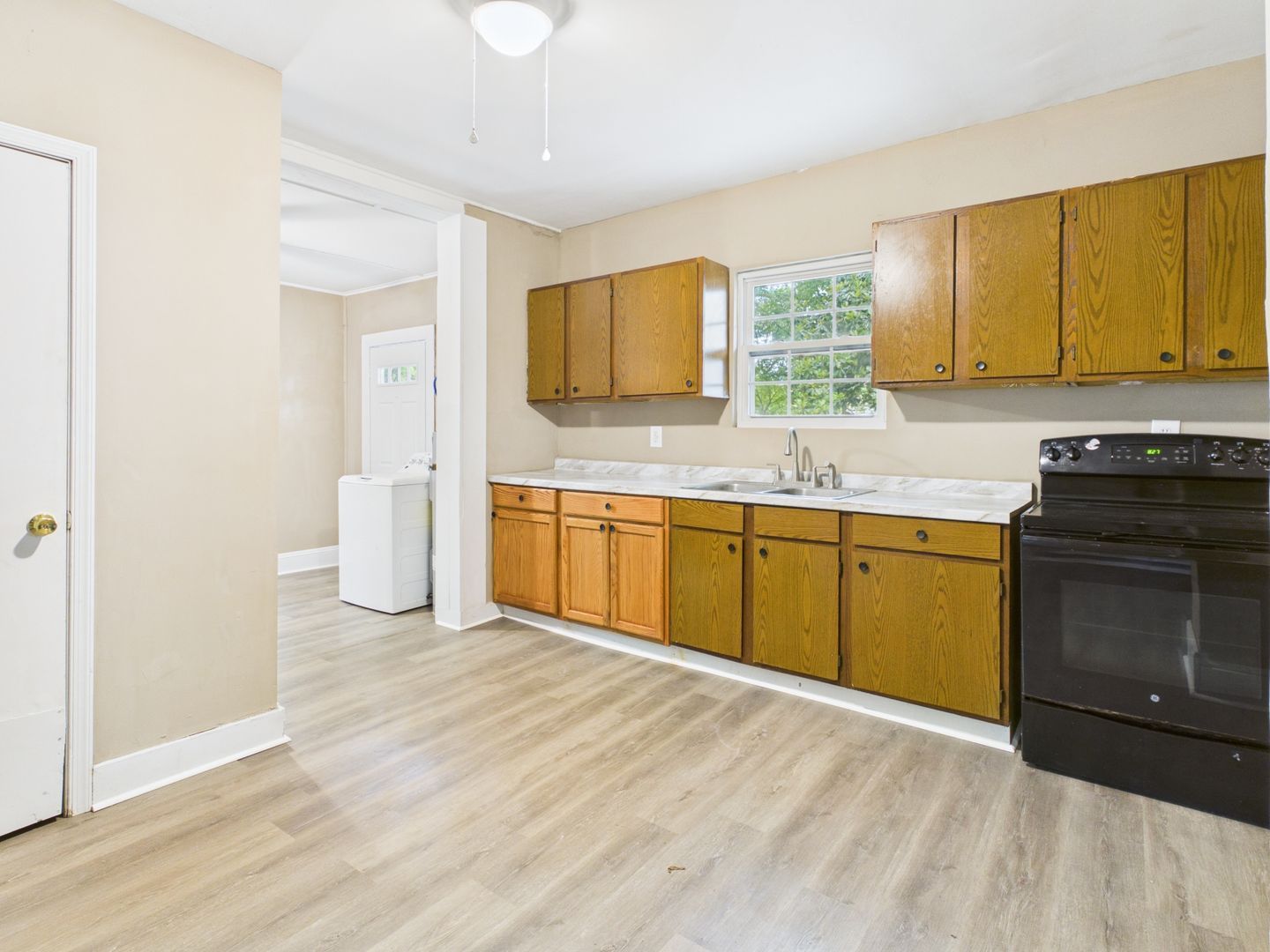 Gallery Image 13