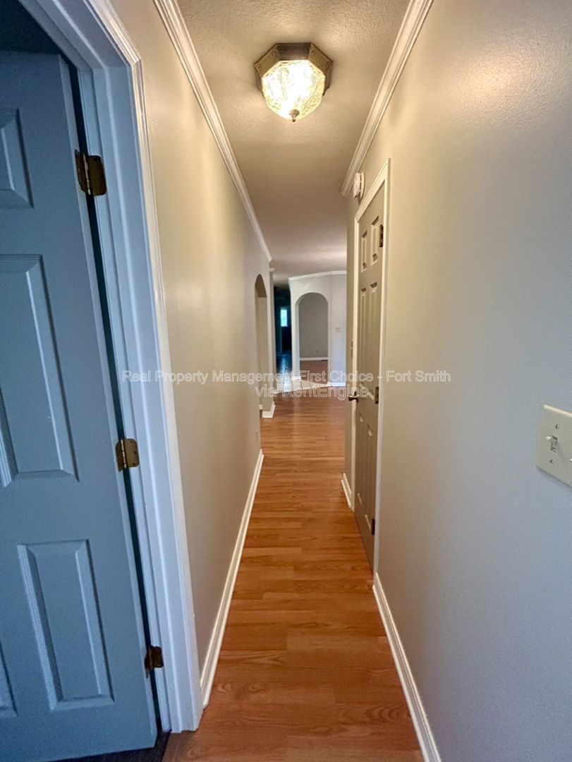 Gallery Image 28