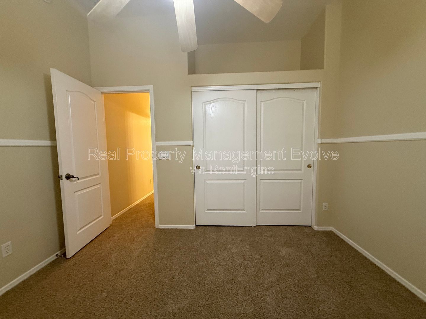 Gallery Image 30