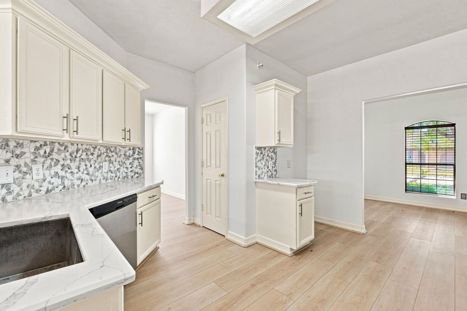 Gallery Image 7