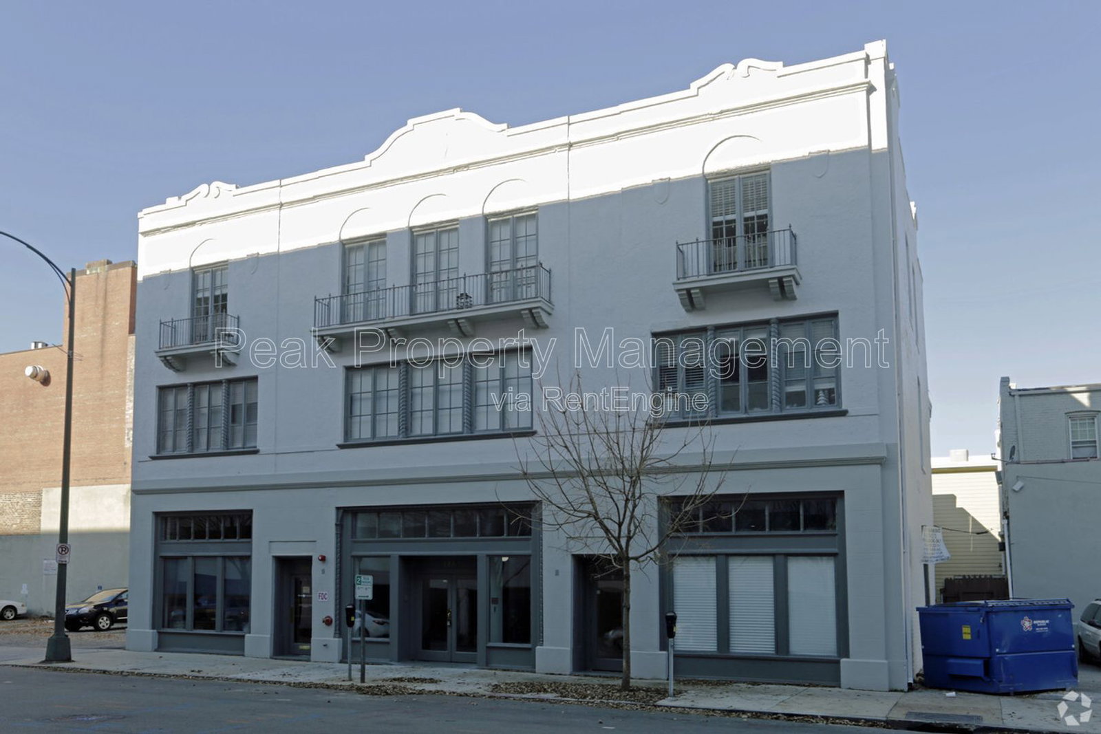 Gallery Image 0