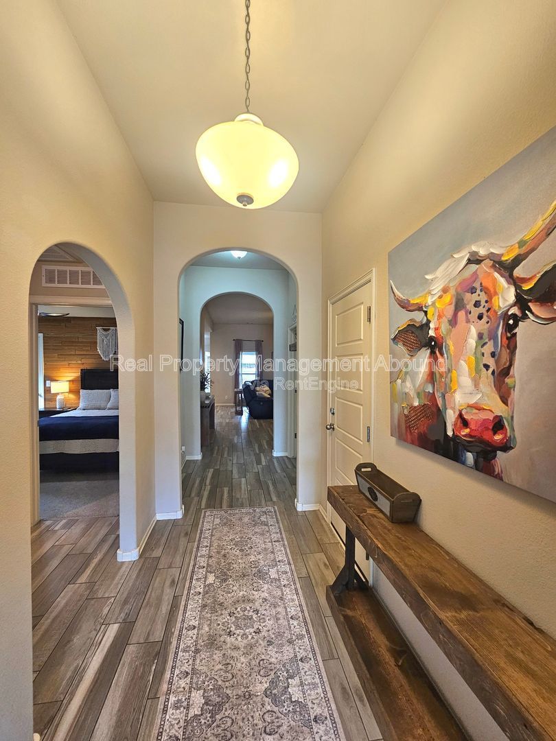 Gallery Image 13