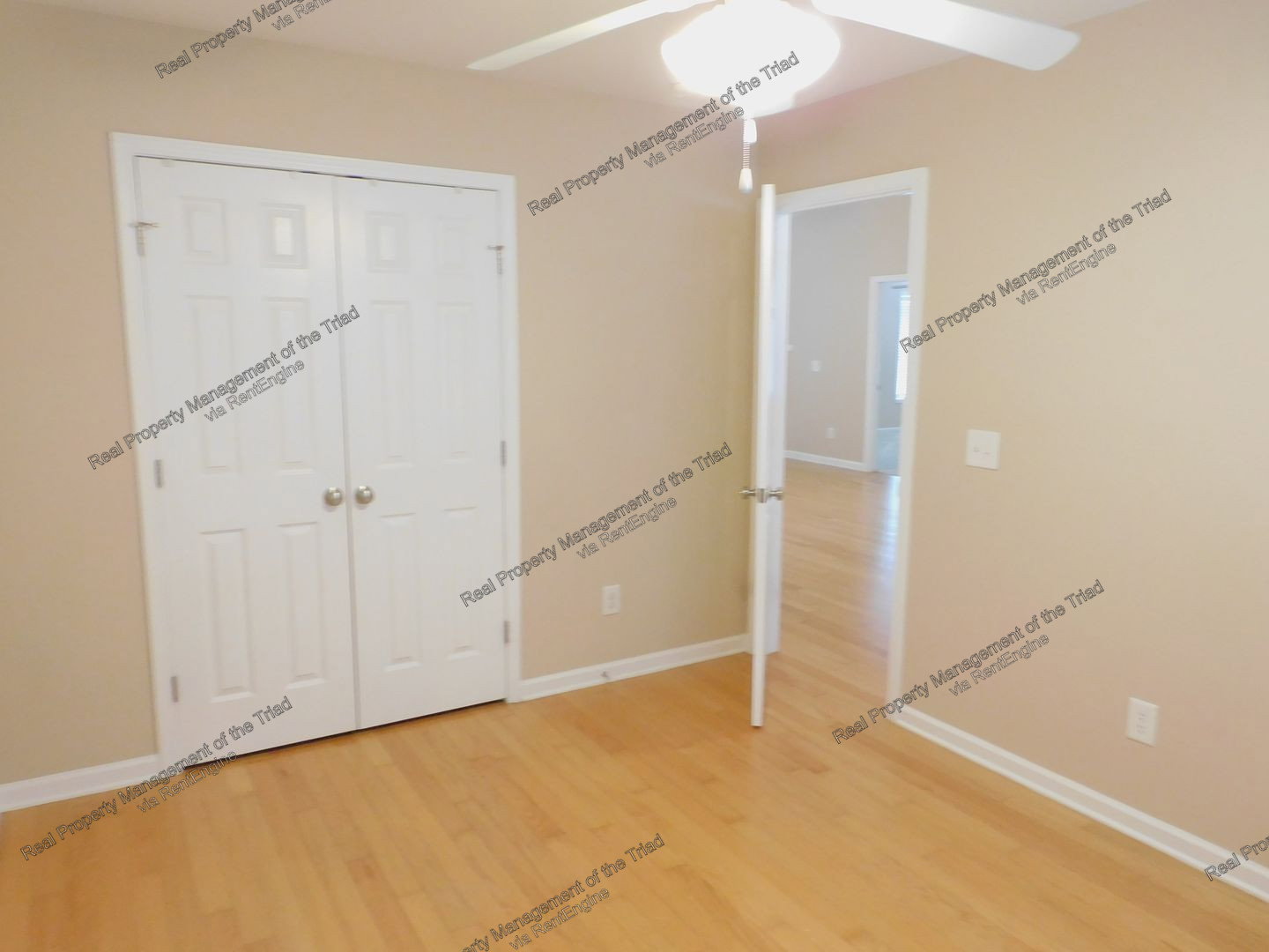 Gallery Image 17