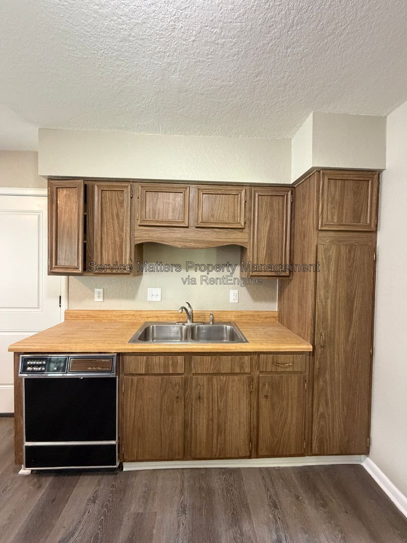 Gallery Image 15