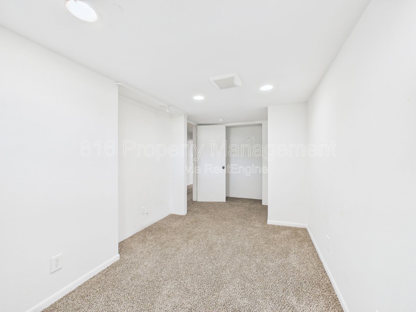 Gallery Image 37