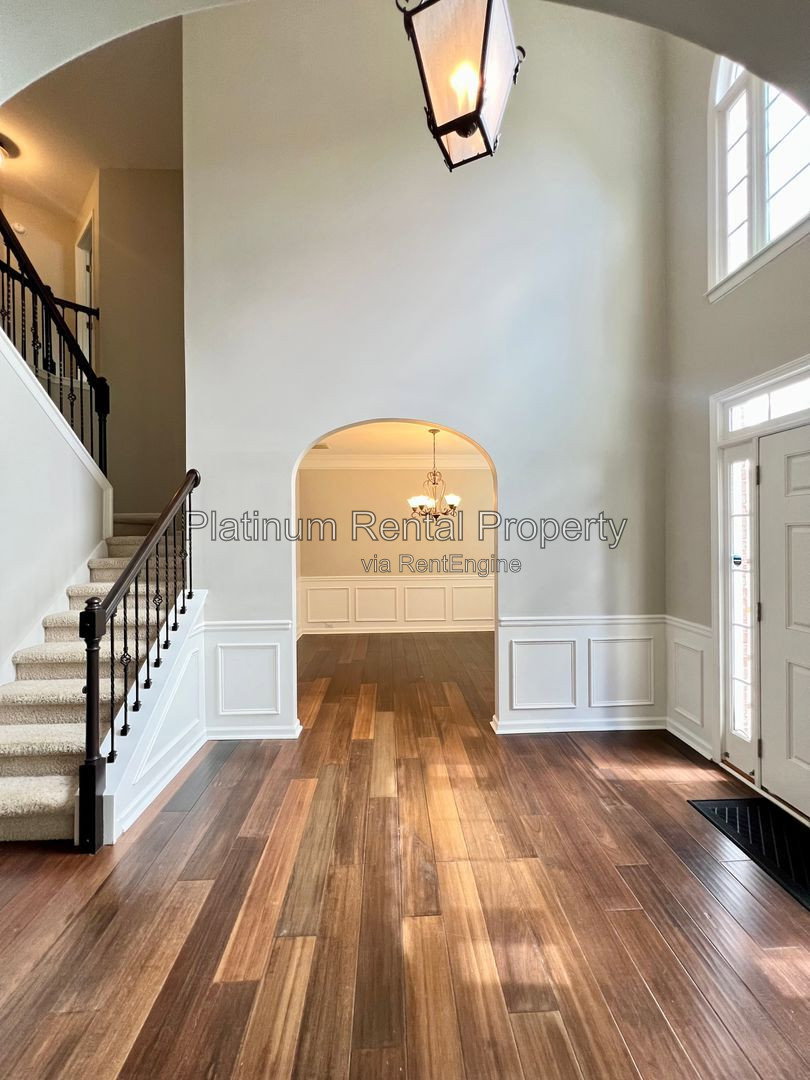 Gallery Image 6