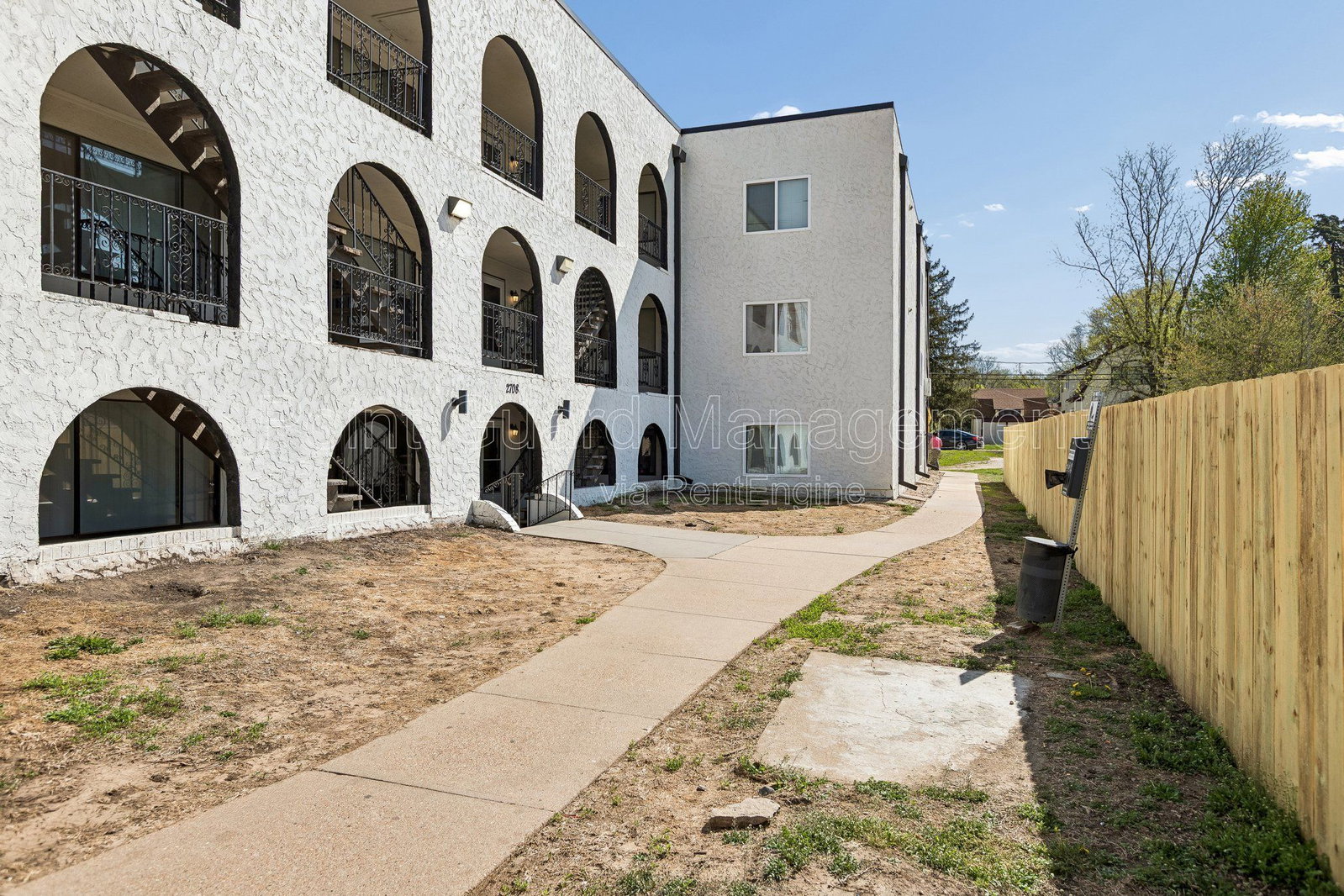Gallery Image 18
