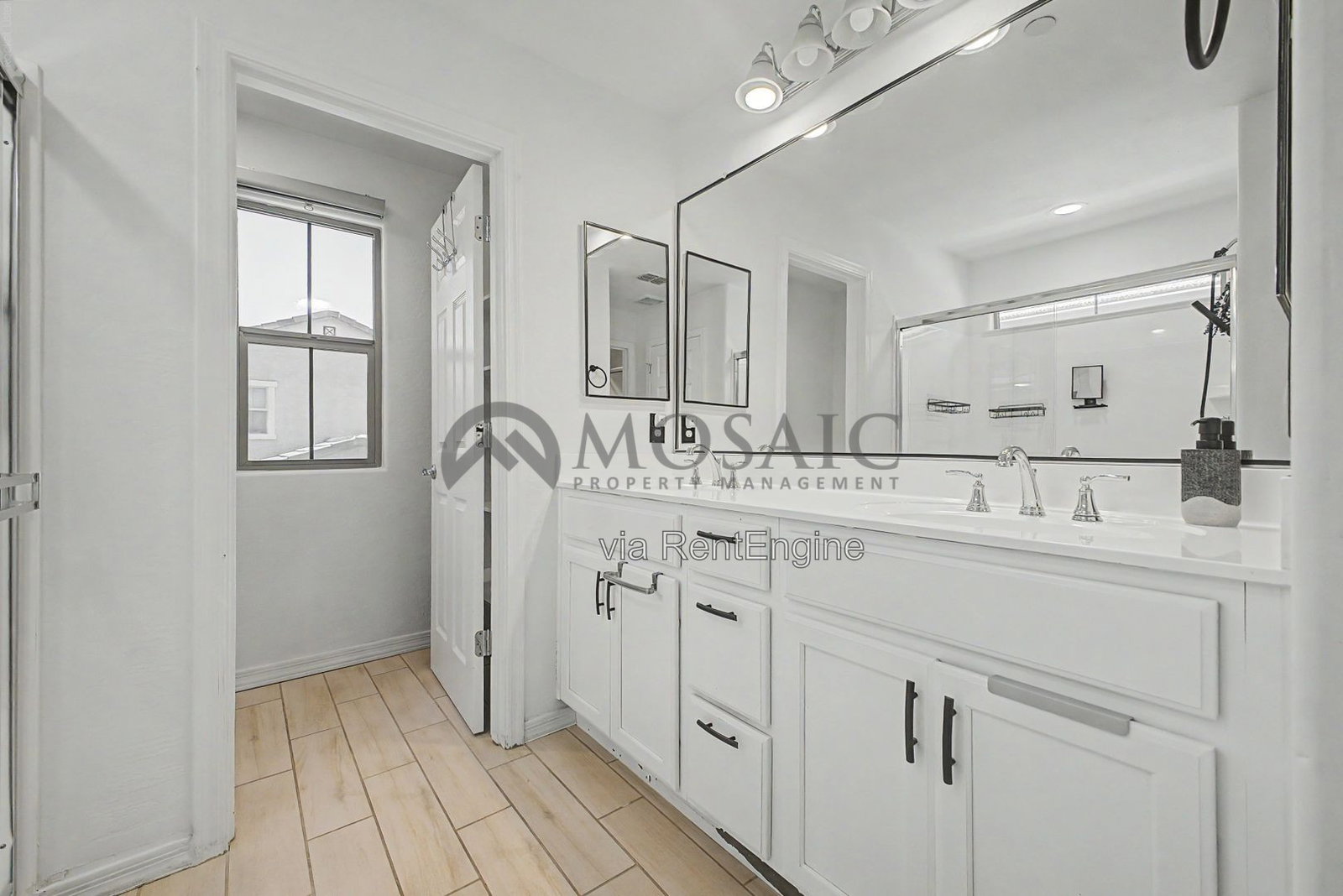 Gallery Image 21