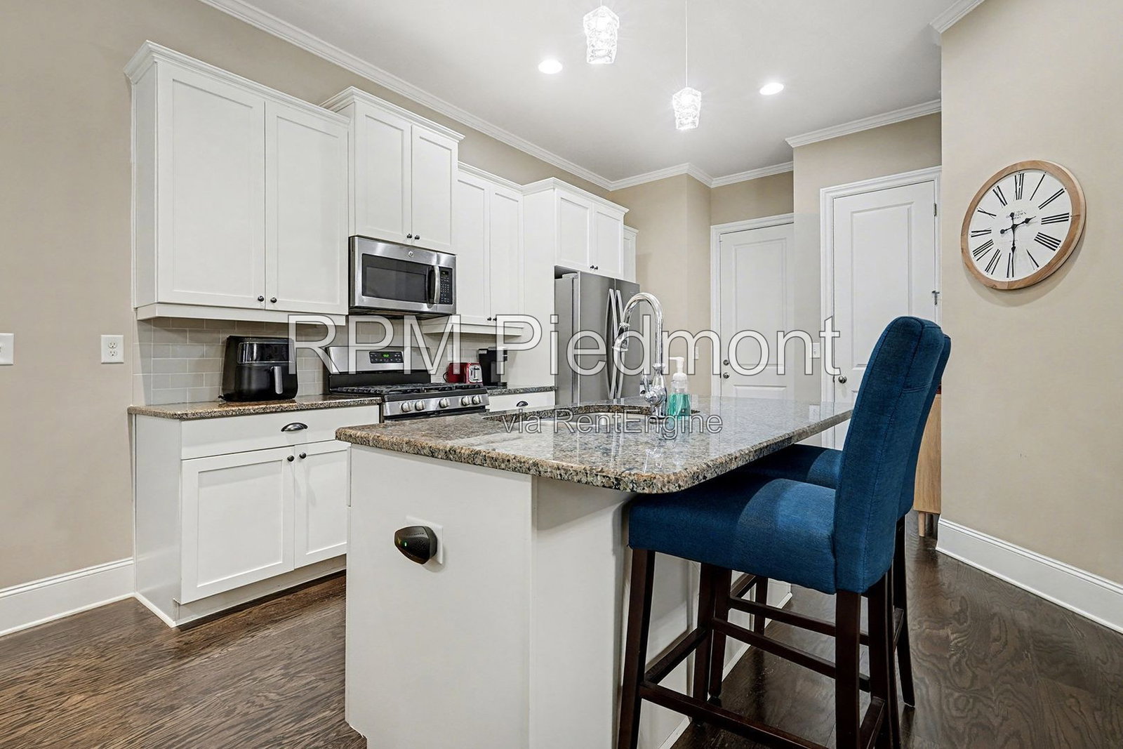 Gallery Image 14