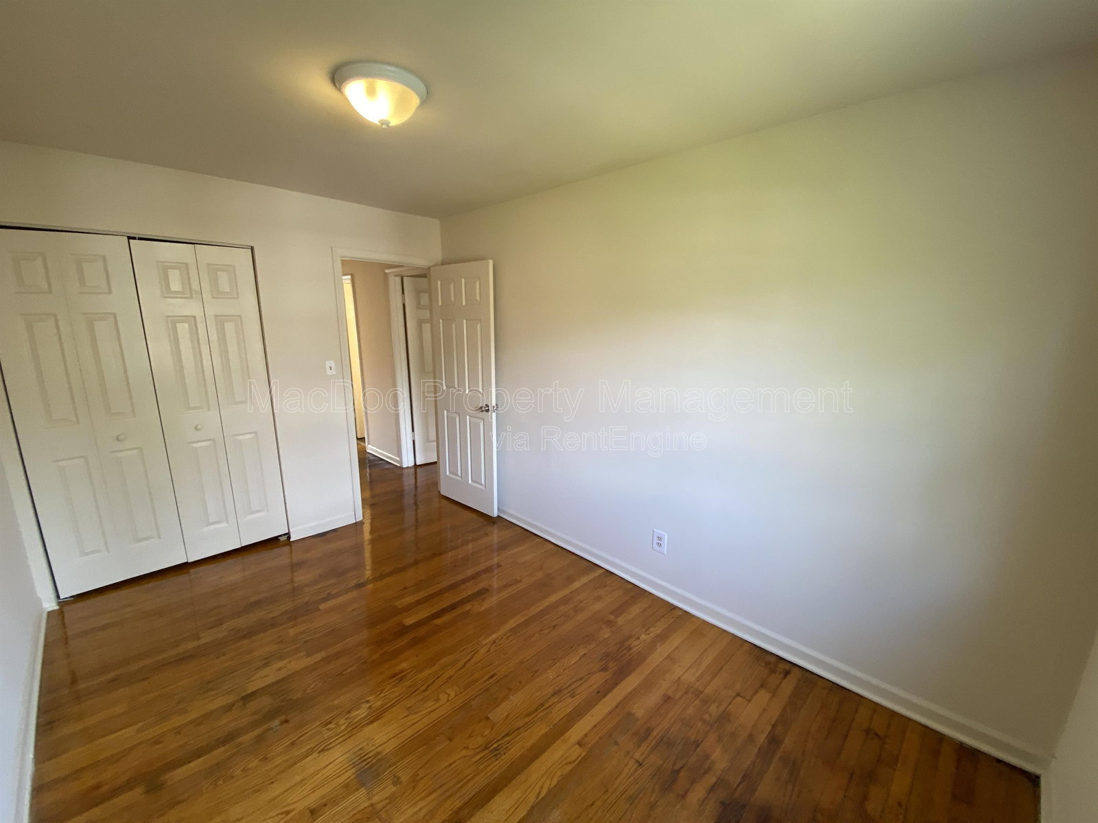 Gallery Image 18
