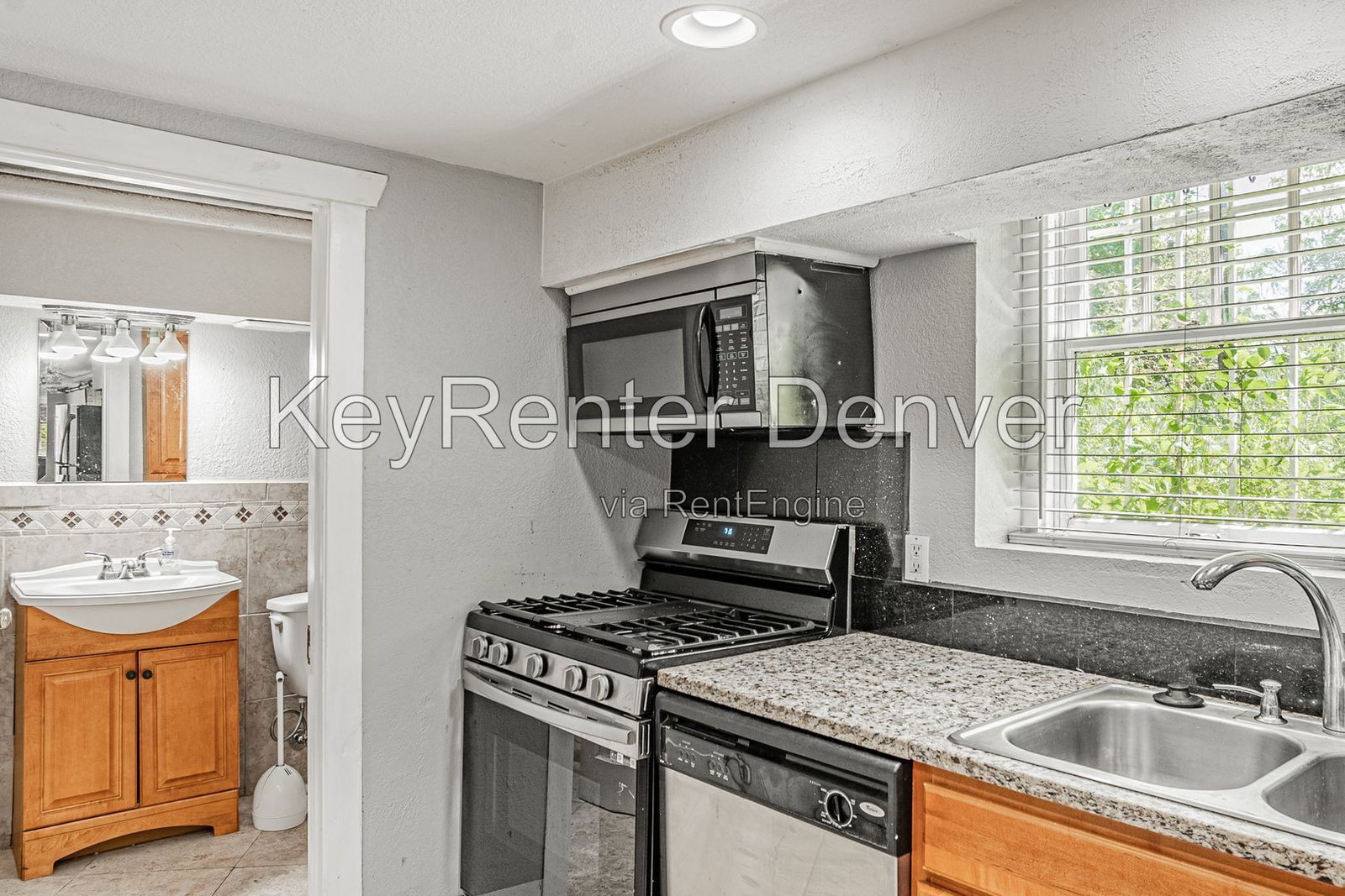 Gallery Image 16
