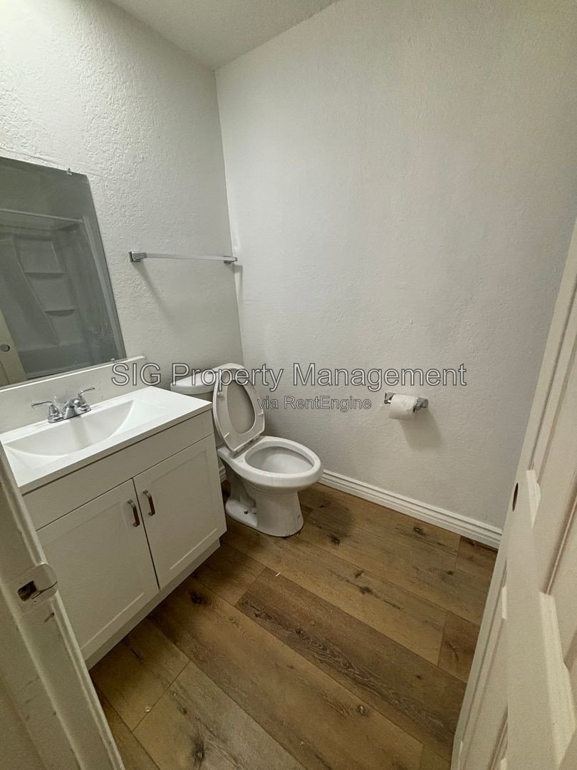 Gallery Image 6