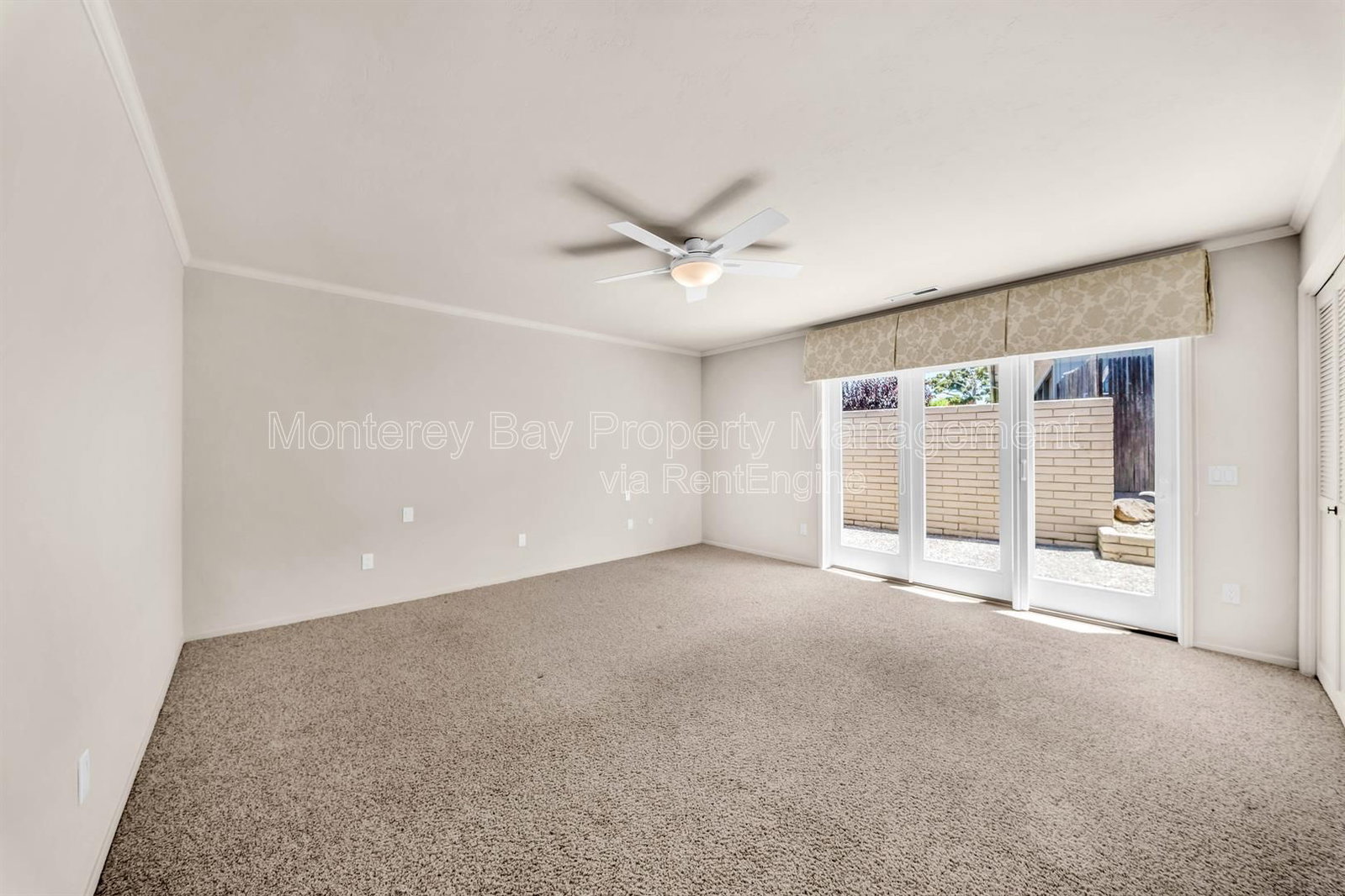 Gallery Image 17