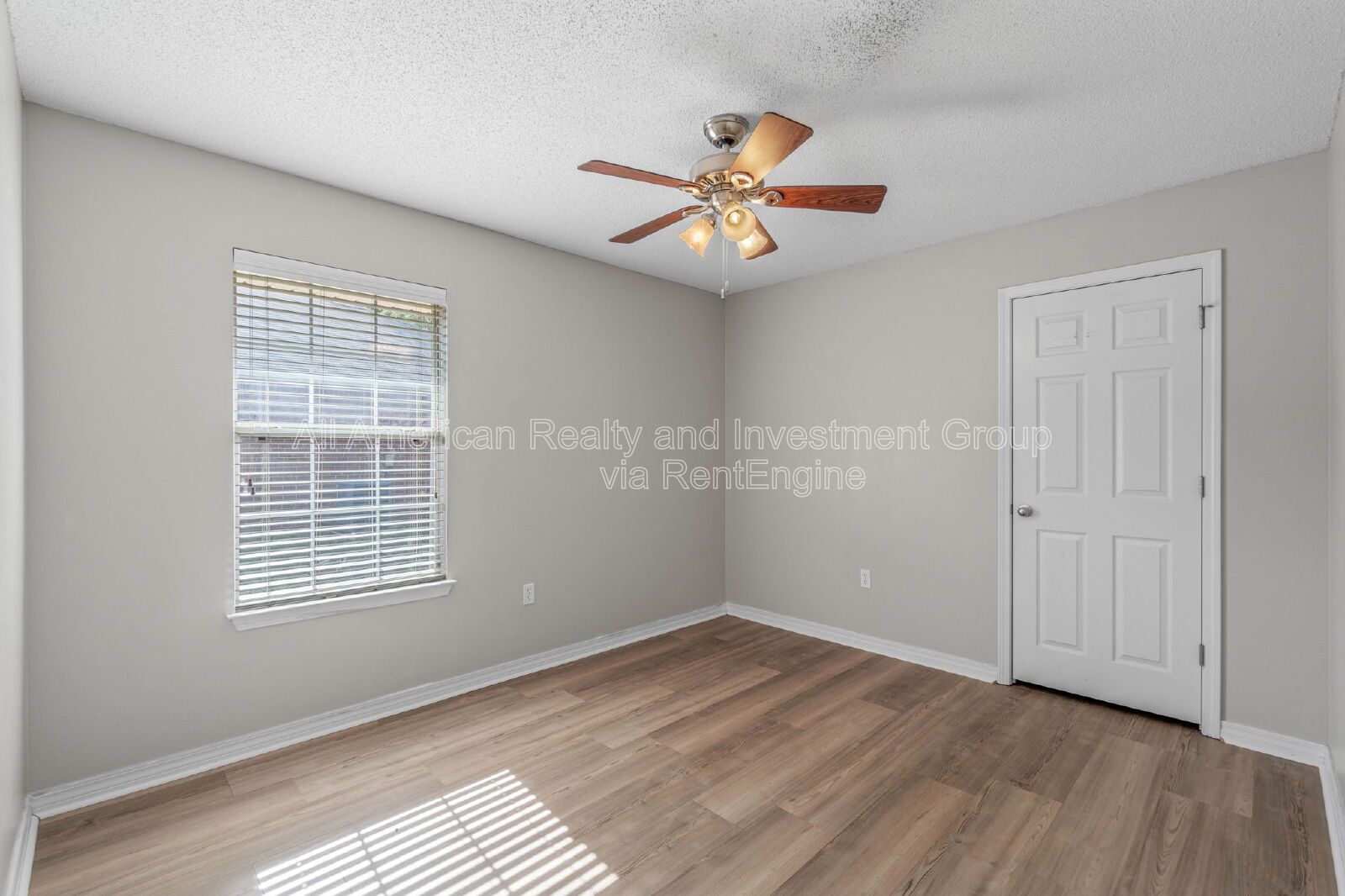 Gallery Image 19