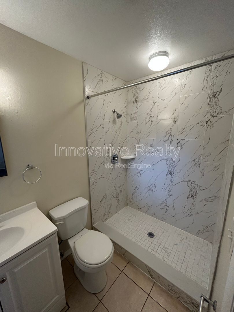 Gallery Image 17