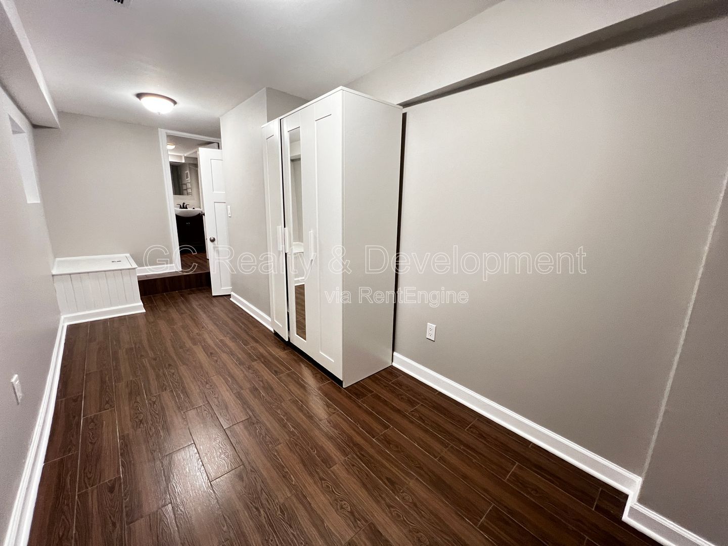 Gallery Image 19