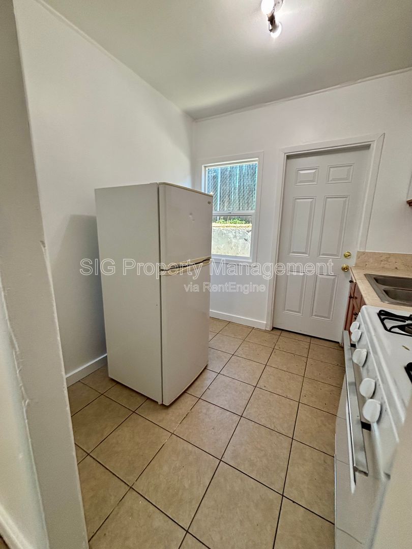 Gallery Image 7