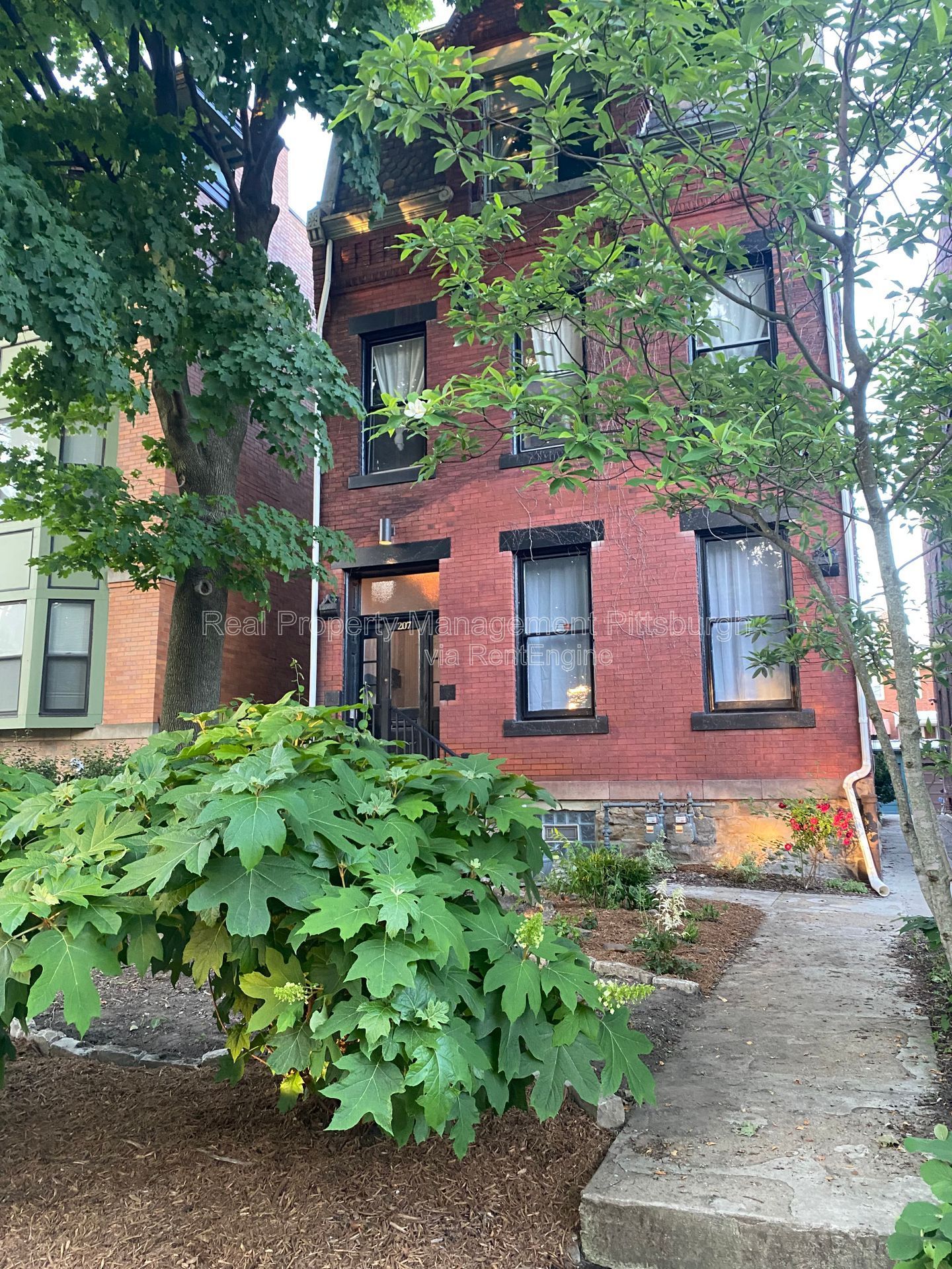 Gallery Image 30