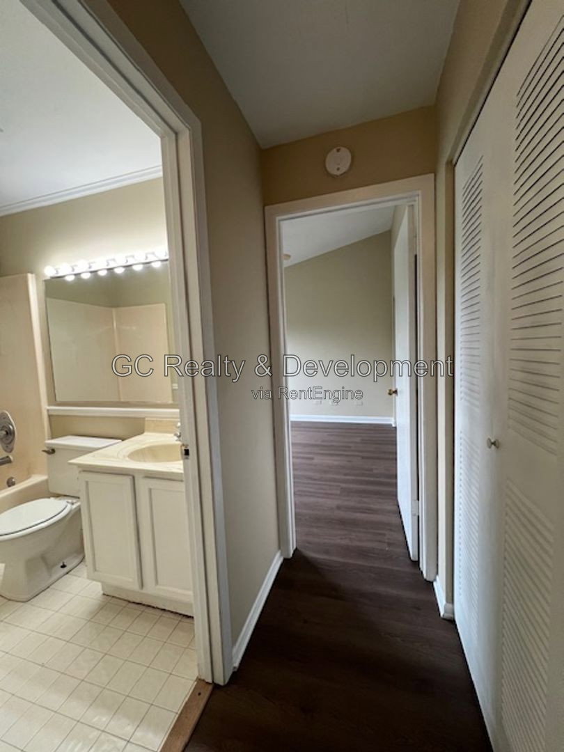 Gallery Image 16
