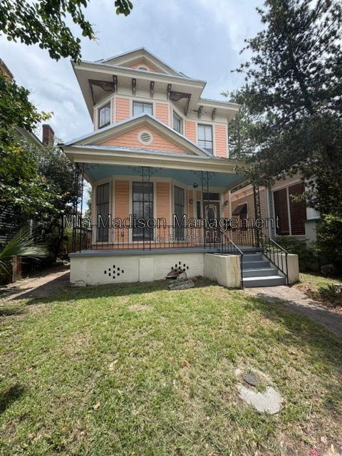 Gallery Image 0