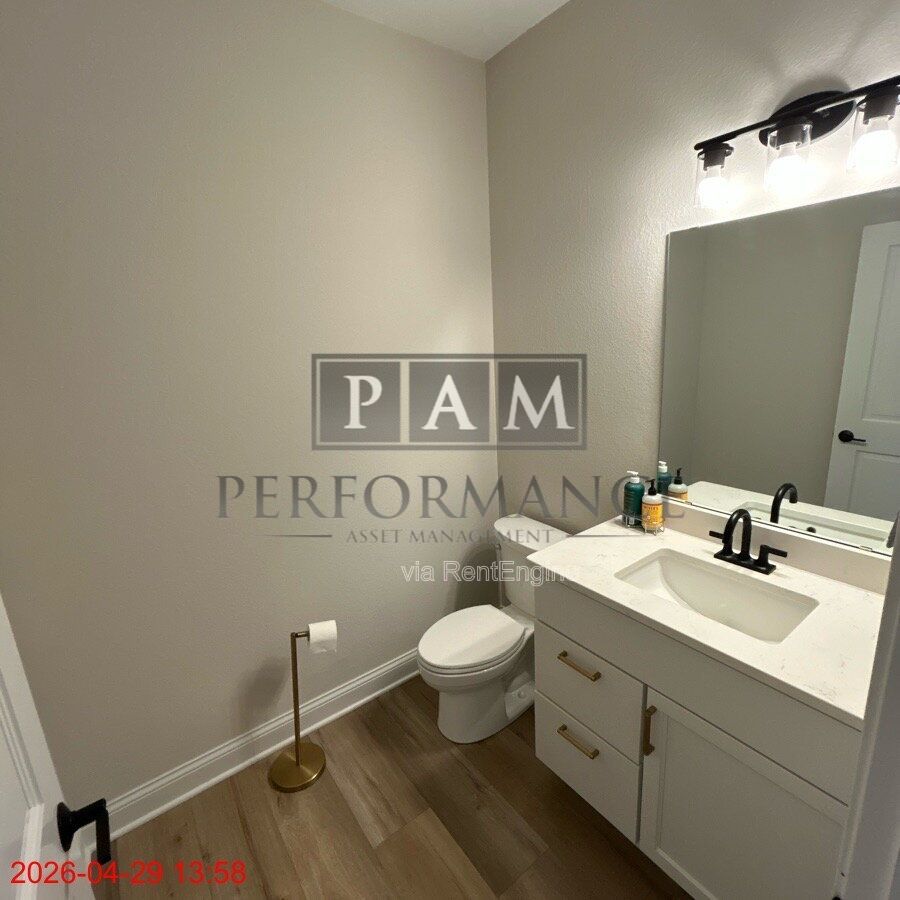 Gallery Image 33
